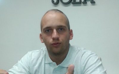 3 éves a garázskapu termékcsoport forgalmazása a JOLA csoport üzleteiben.