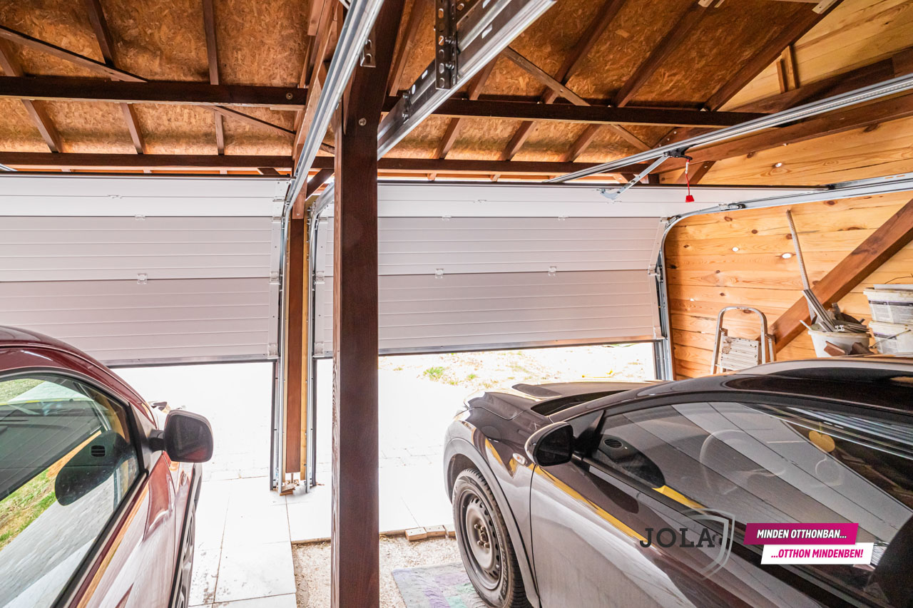 Garázskapu cikk illusztráció referenciakép