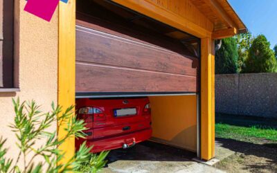 Szélesbordás, motoros garázskapu – csornai munkánk