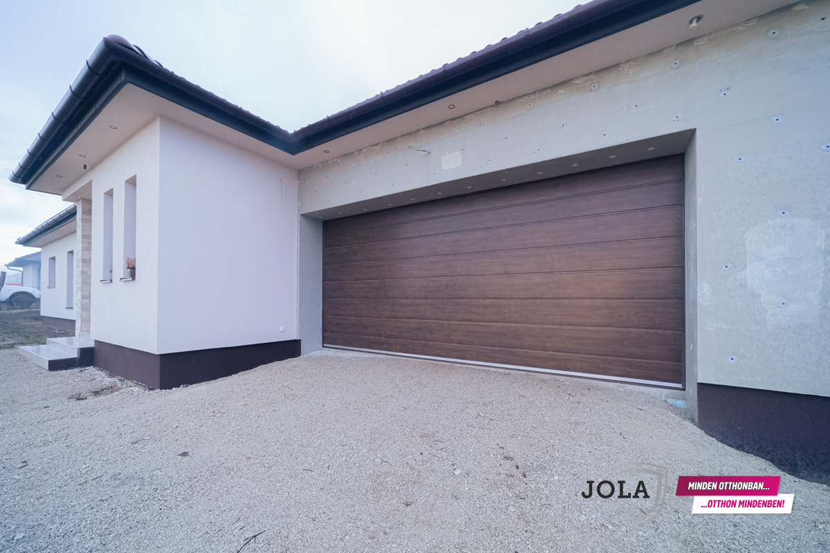 JOLA garázskapuk - szekcionált JOLA garázskapuk - szekcionált