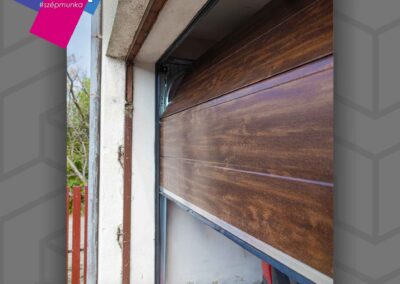 Ravaźdi szekcionált garázskapu dió színű, szélesborda.