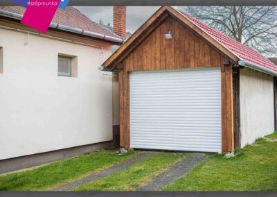 Zalalövői redőnykapu: helytakarékos, költséghatékony garázsbeálló